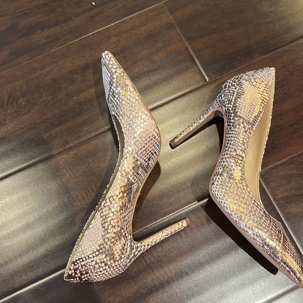Sam Edelman Hazel Pumps in Metallic Snake - 9